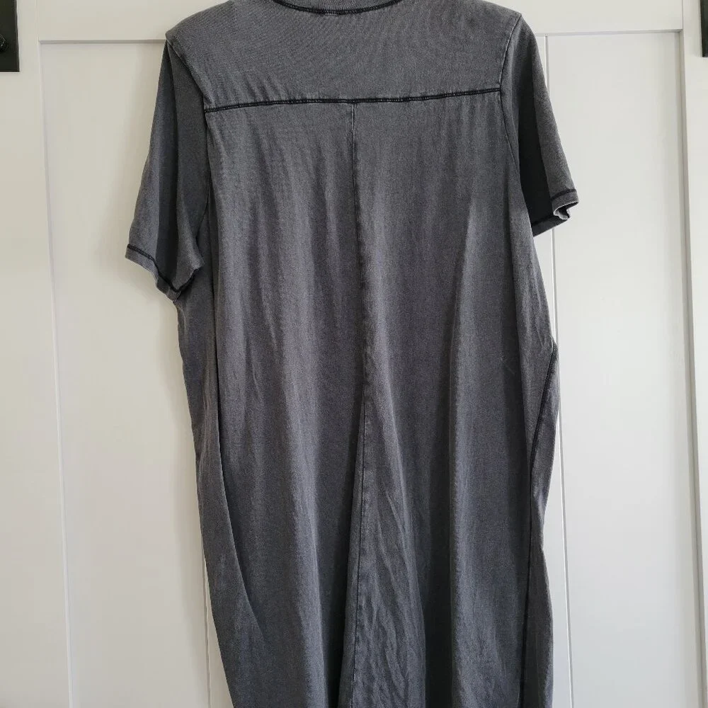 H&M Shoulder Pad T-Shirt Dress – Size M – 100% Cotton - Picture 3 of 5